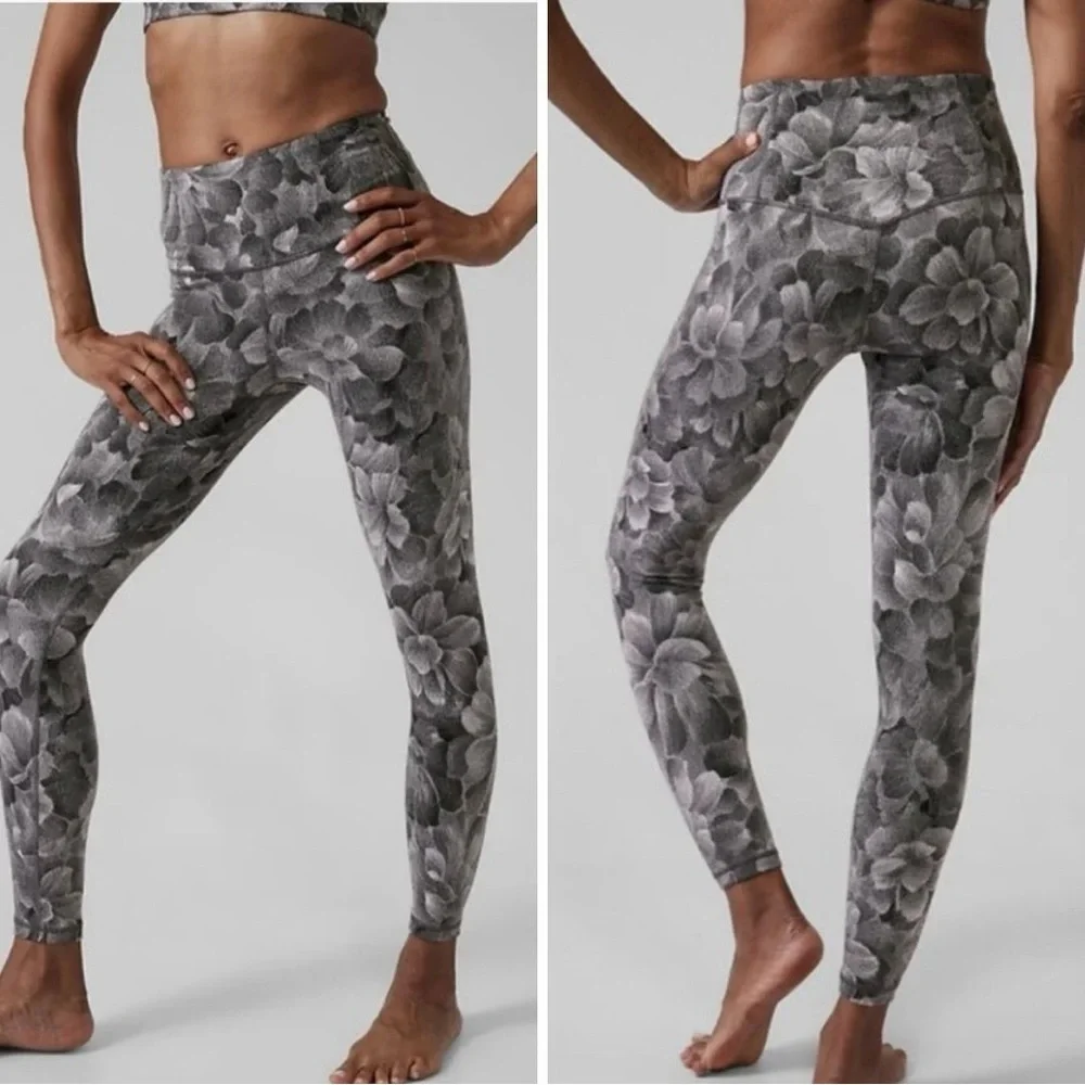 Athleta Elation Textured Tight Charcoal Floral Leggings Size L - Picture 1 of 12